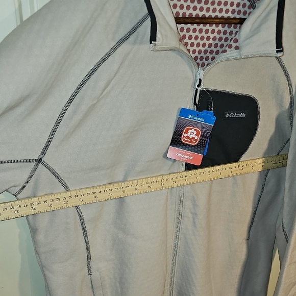Columbia Beige Full-Zip Jacket - Picture 8 of 11